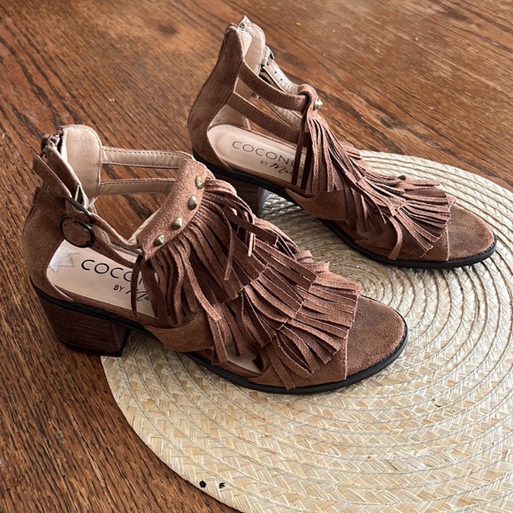 Coconuts Matisse Tassel Fringe Open Toe Block Heel Sandals Size 6.5 - Picture 3 of 14